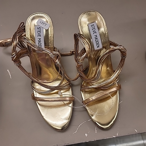 Steve Madden Lele Two Tone Metallic Leather Strappy Dress Sandals - Picture 2 of 8